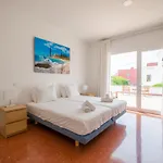 Garden House Villa *